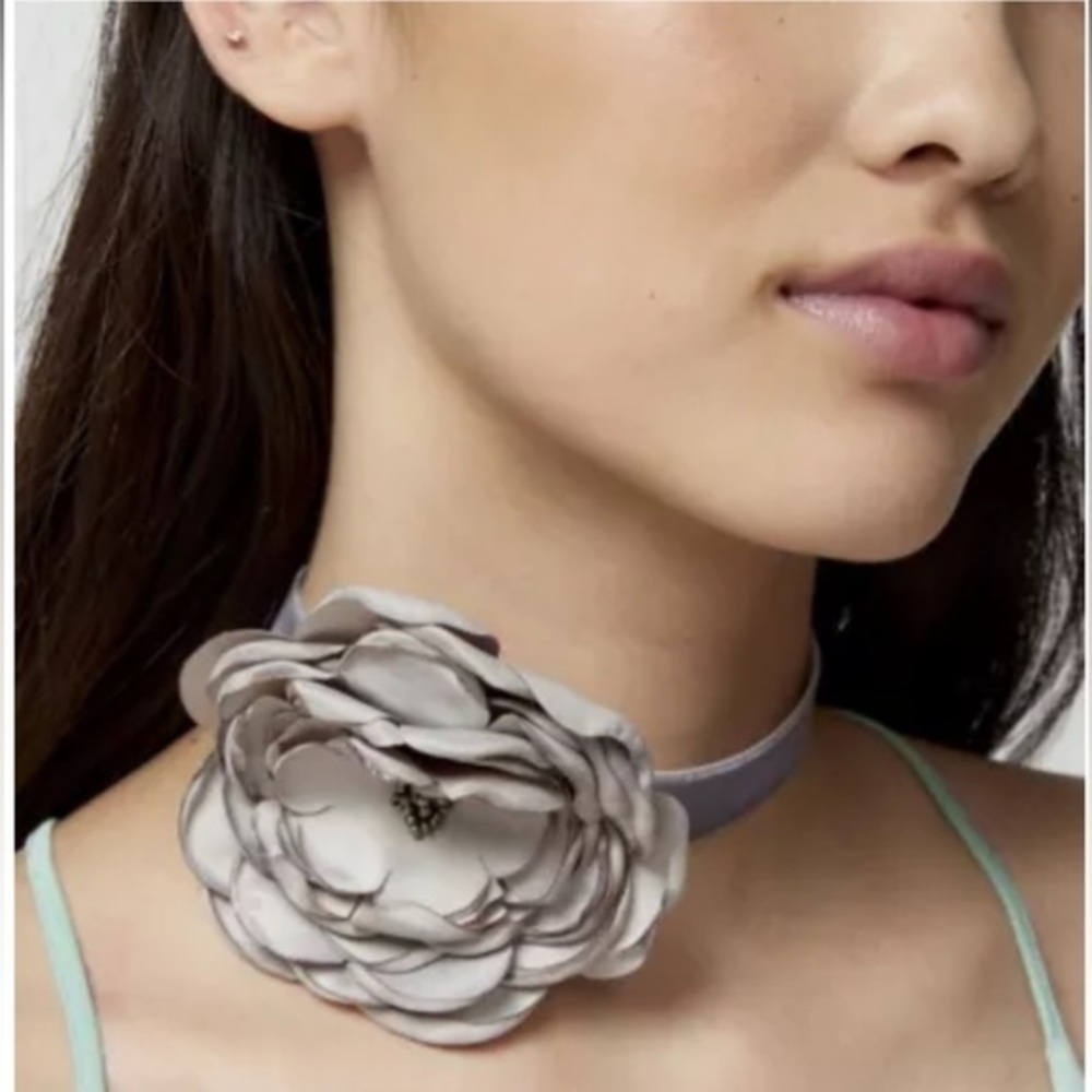 Gray grey silver rose layered necklace Choker